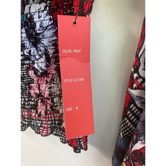 Hot Kiss Women's Floral Crop Top. Size Medium - Picture 6 of 7